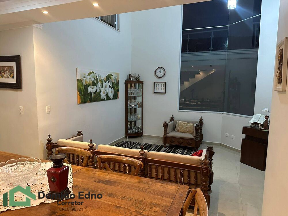 Casa, 3 quartos, 297 m² - Foto 4