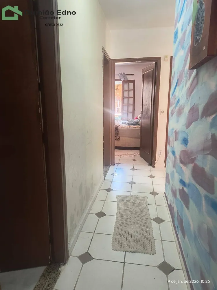 Casa, 3 quartos, 178 m² - Foto 2