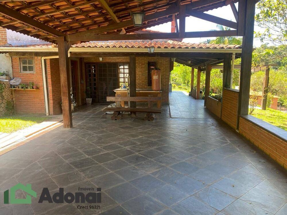Chácara à venda com 4 quartos, 700m² - Foto 3