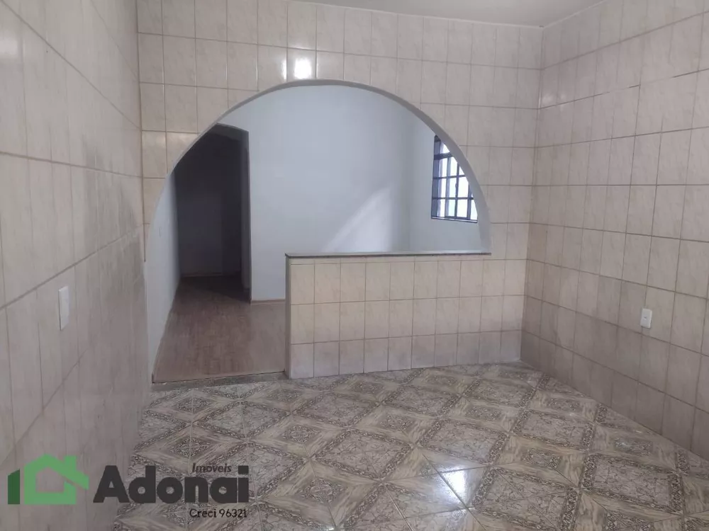 Casa à venda com 2 quartos, 125m² - Foto 3