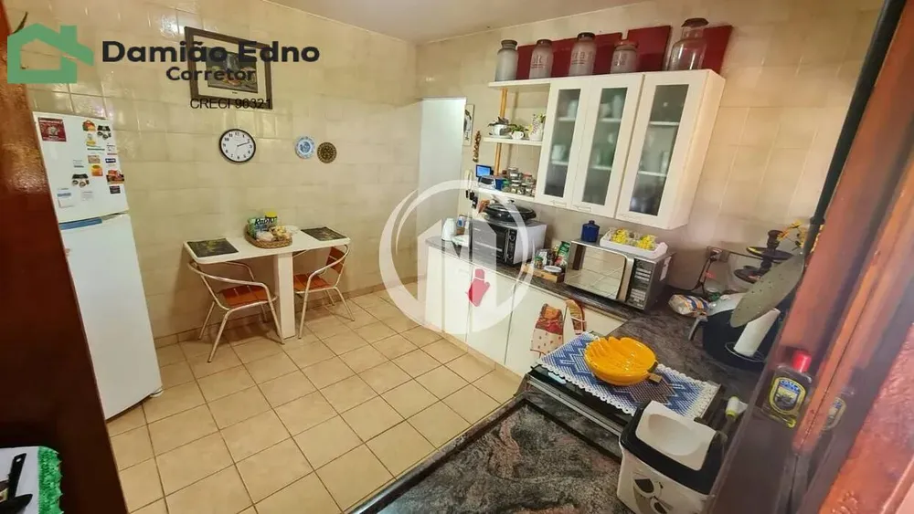 Chácara, 3 quartos, 3100 m² - Foto 1