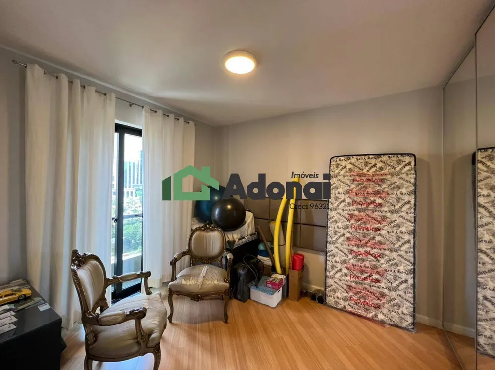 Apartamento, 3 quartos, 220 m² - Foto 10
