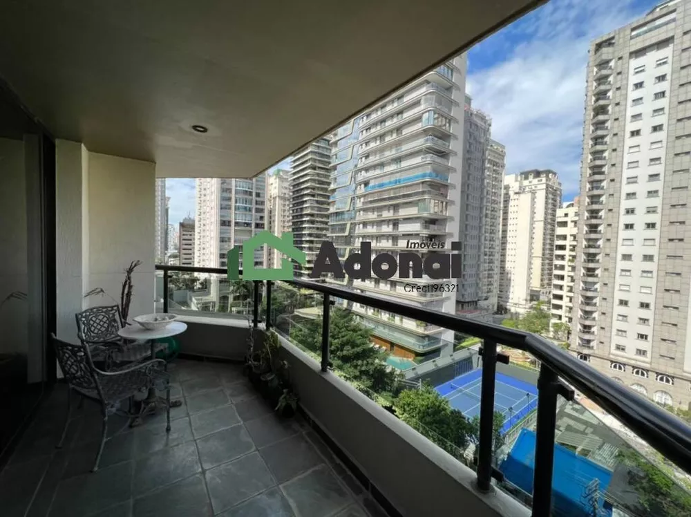 Apartamento, 3 quartos, 220 m² - Foto 1