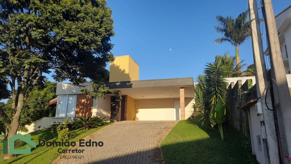 Casa de Condomínio à venda e aluguel com 3 quartos, 200m² - Foto 1