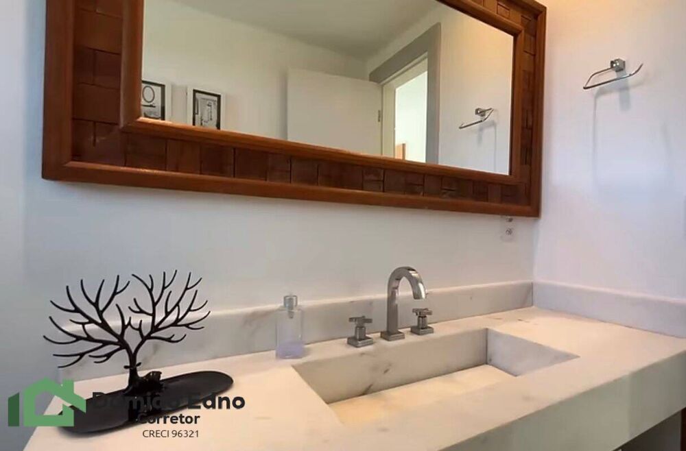 Casa à venda com 3 quartos, 350m² - Foto 7