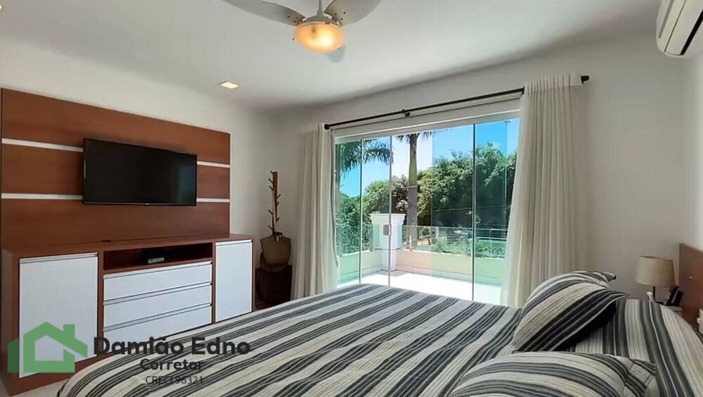 Casa à venda com 3 quartos, 350m² - Foto 3