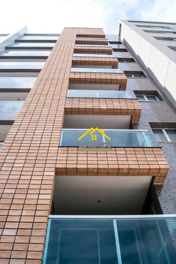 Cobertura, 3 quartos, 203 m² - Foto 2