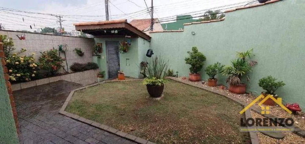 Casa à venda com 3 quartos, 232m² - Foto 3