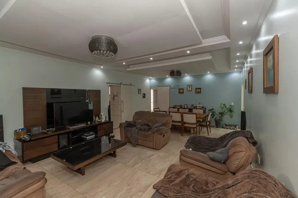 Casa, 3 quartos, 400 m² - Foto 3