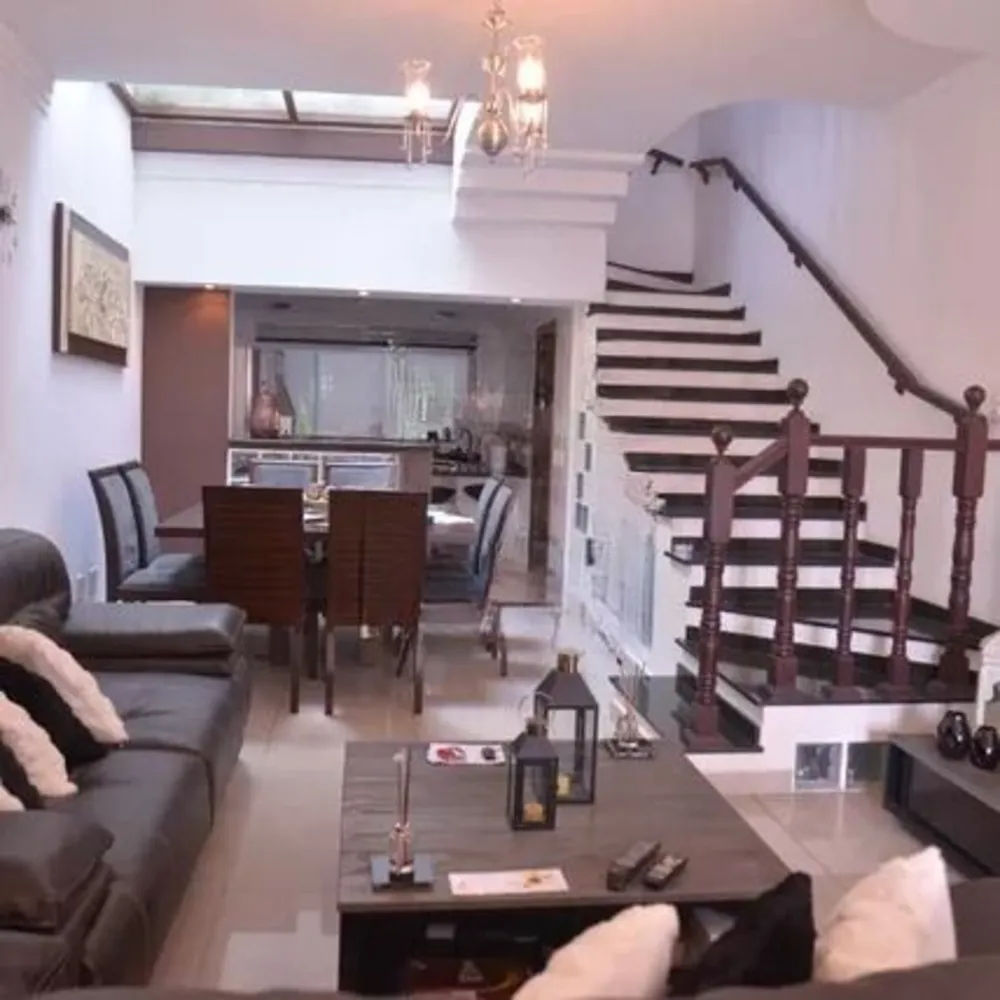 Sobrado, 3 quartos, 205 m² - Foto 1