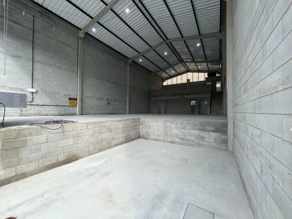 Depósito-Galpão, 355 m² - Foto 1