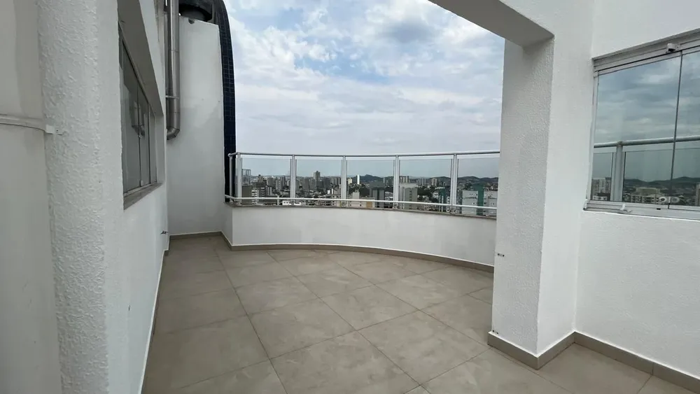 Cobertura, 3 quartos, 255 m² - Foto 2