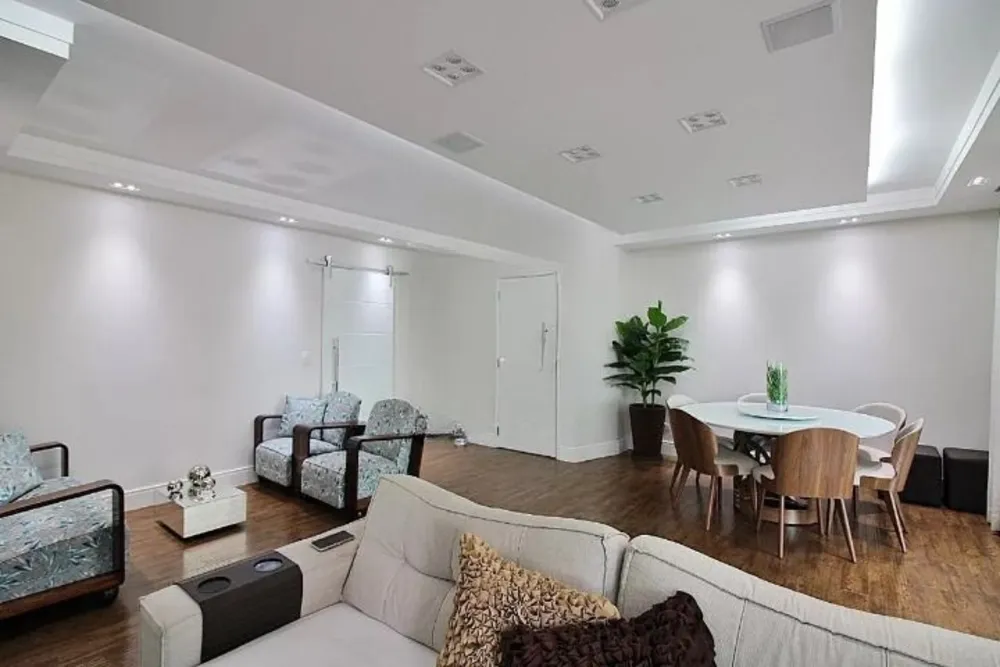 Apartamento, 3 quartos, 130 m² - Foto 2