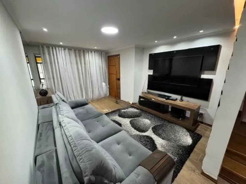 Sobrado, 3 quartos, 239 m² - Foto 1