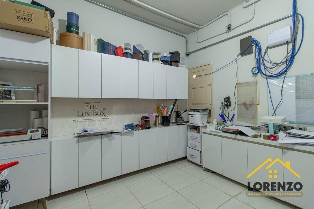Sobrado à venda com 2 quartos, 240m² - Foto 3