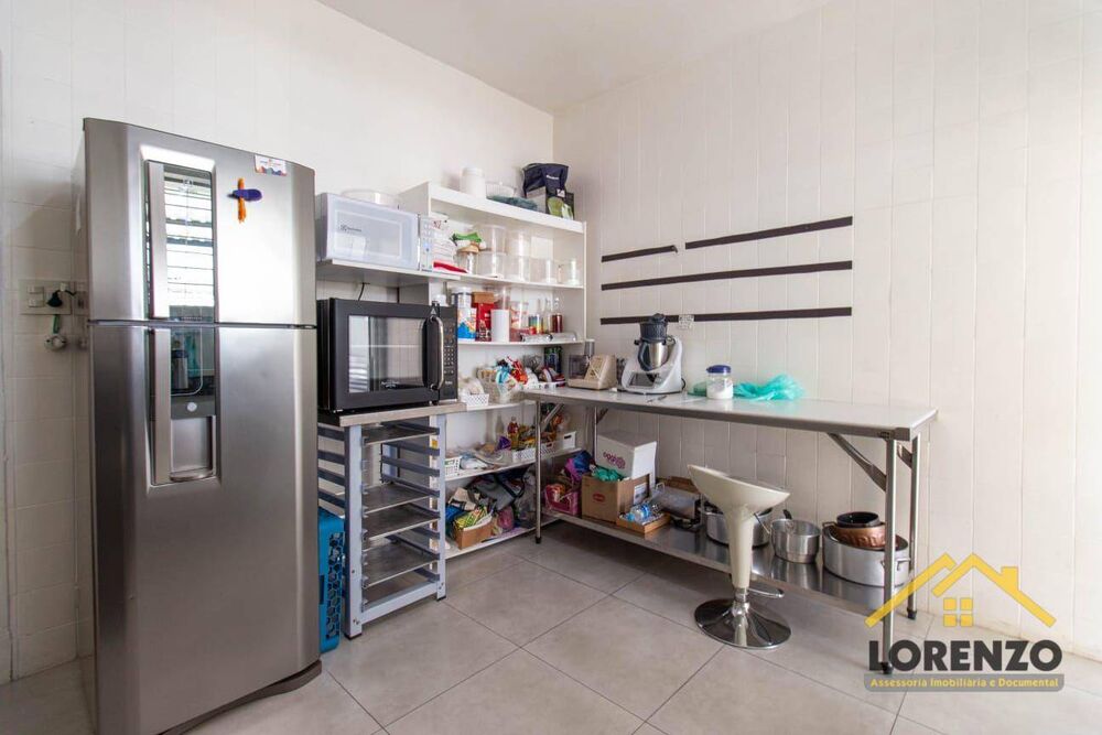 Sobrado à venda com 2 quartos, 240m² - Foto 14