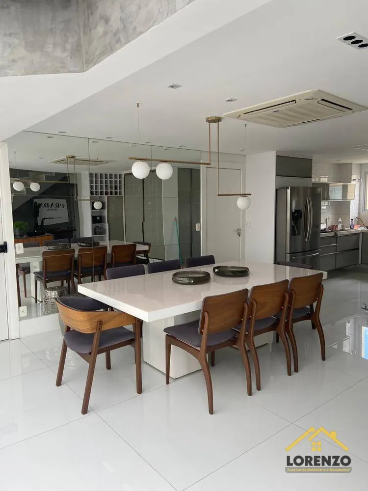 Cobertura, 3 quartos, 228 m² - Foto 2