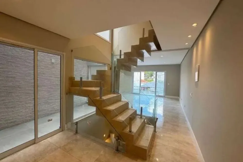 Sobrado, 3 quartos, 253 m² - Foto 2