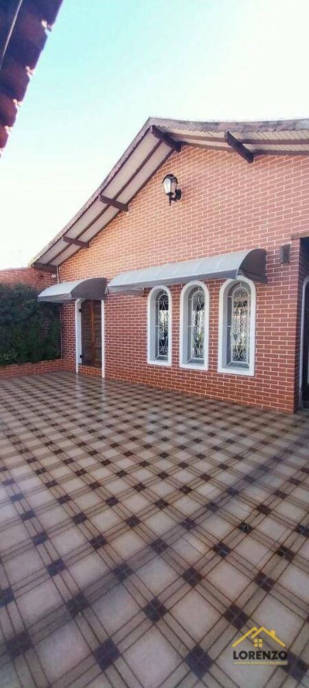 Casa, 3 quartos, 257 m² - Foto 1