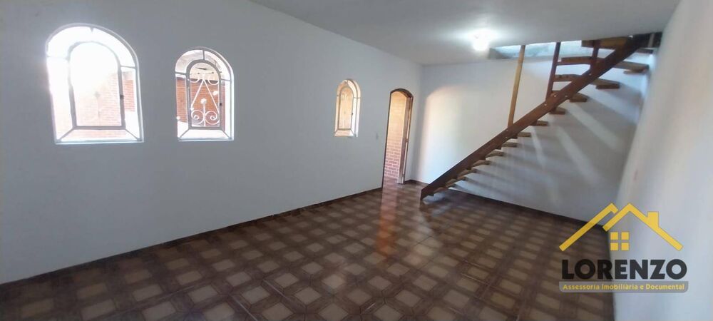 Casa, 3 quartos, 257 m² - Foto 2