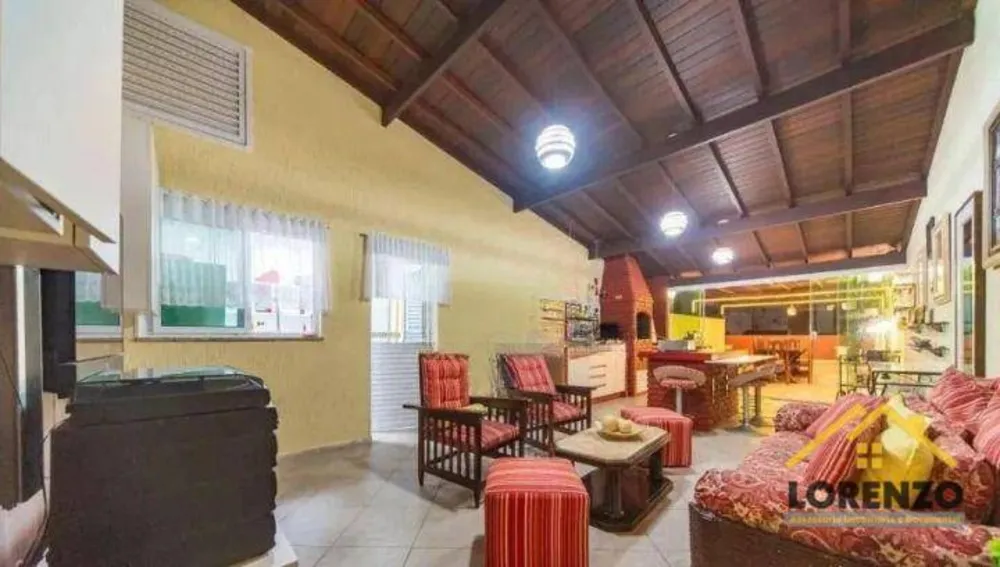 Cobertura, 3 quartos, 220 m² - Foto 1