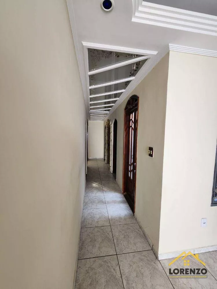Sobrado, 3 quartos, 354 m² - Foto 1