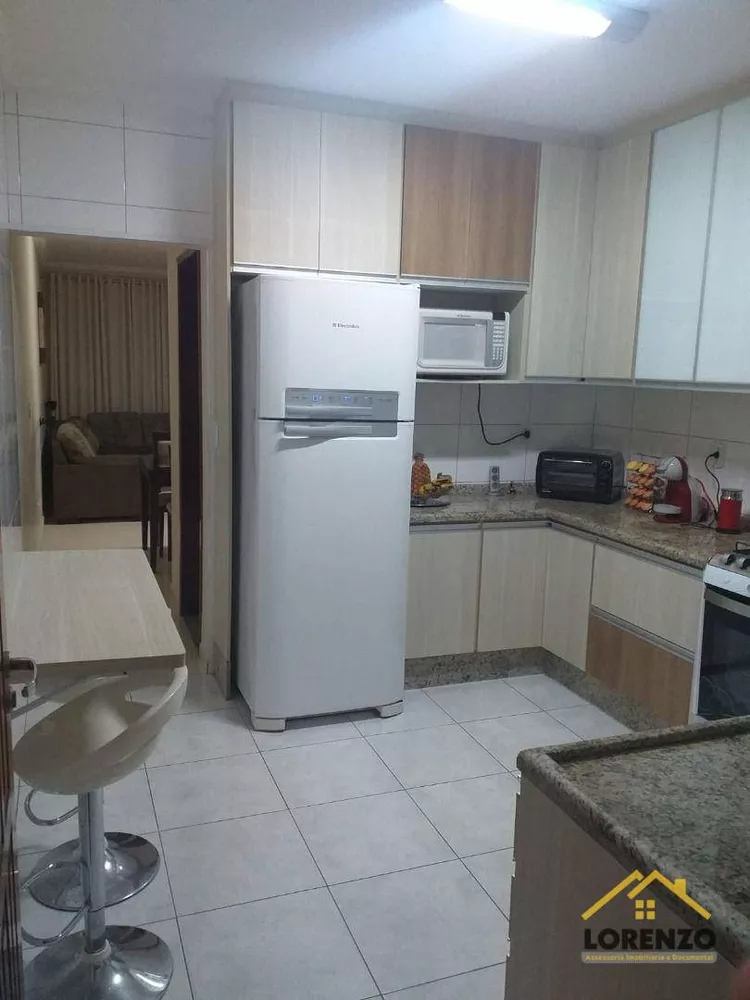 Sobrado à venda com 2 quartos, 110m² - Foto 3