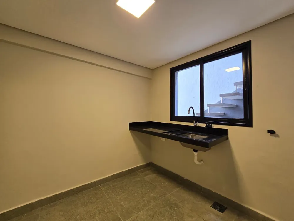 Sobrado, 3 quartos, 226 m² - Foto 3