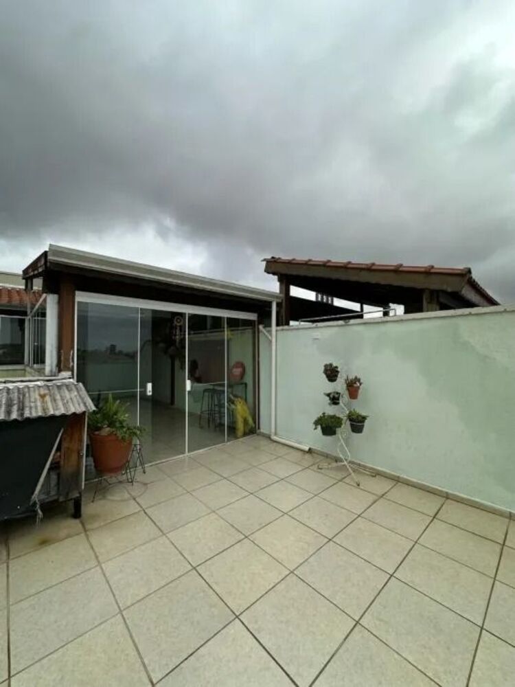 Cobertura à venda com 2 quartos, 125m² - Foto 2