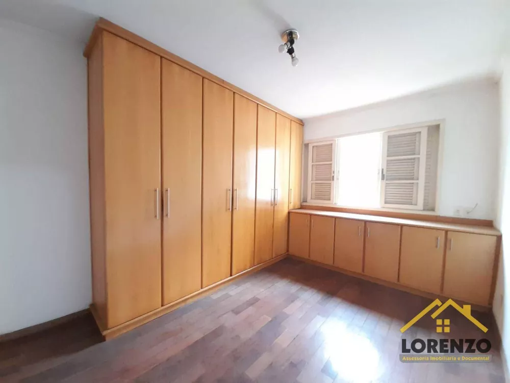 Casa, 3 quartos, 348 m² - Foto 3