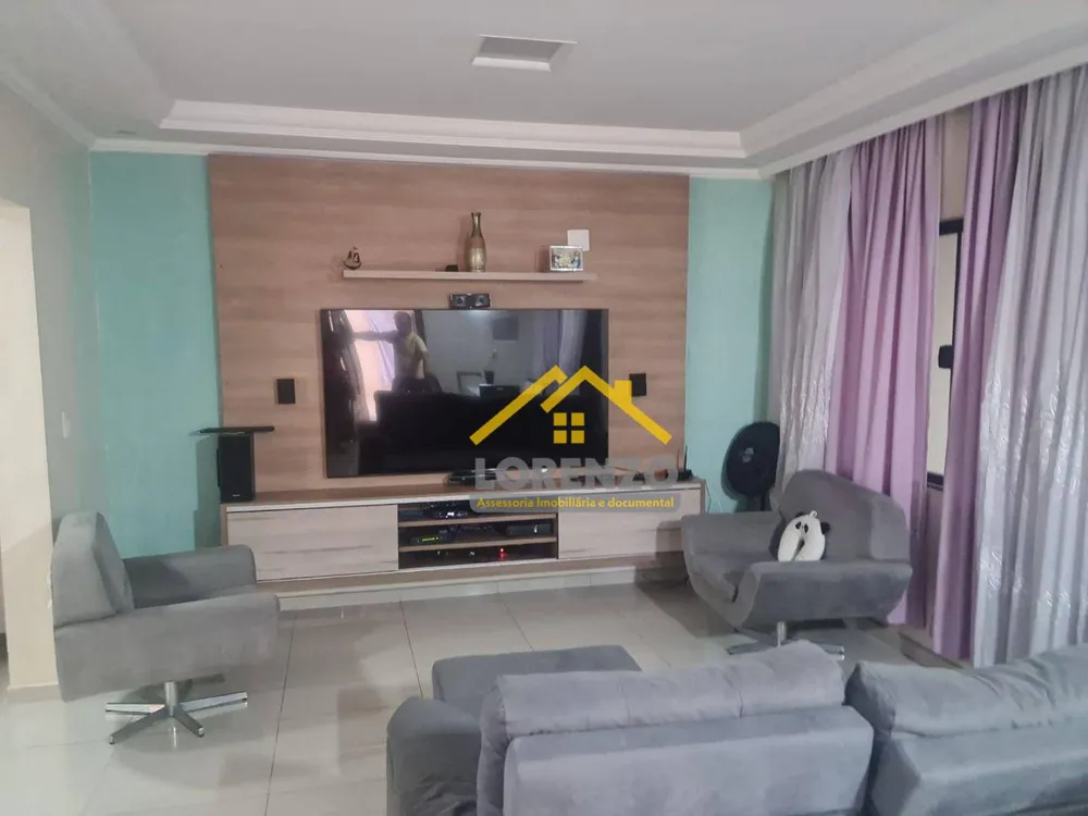 Sobrado, 4 quartos, 244 m² - Foto 1