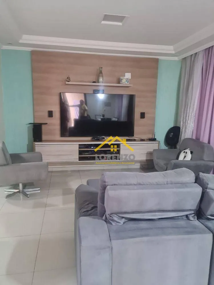Sobrado, 4 quartos, 244 m² - Foto 2