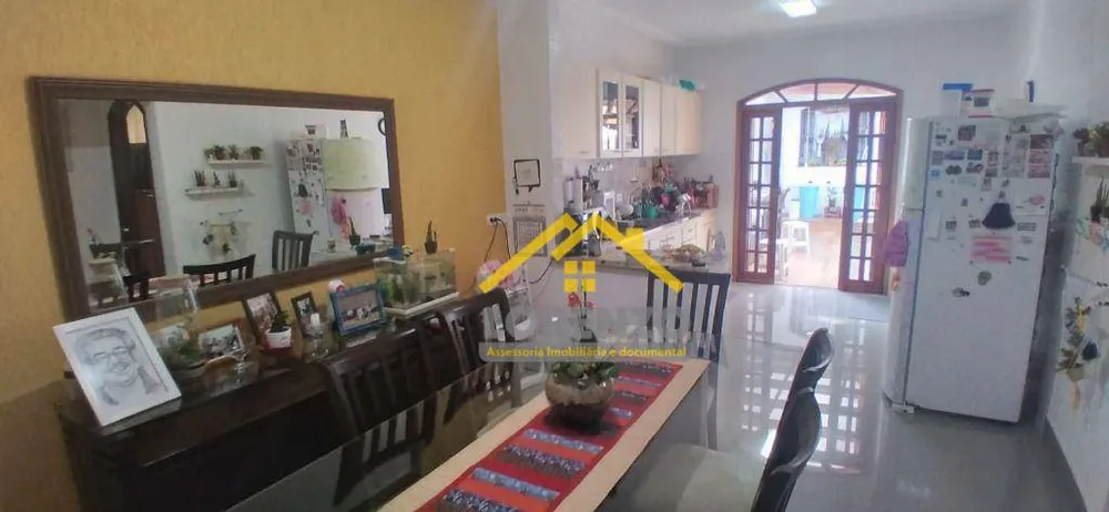 Casa, 3 quartos, 150 m² - Foto 1
