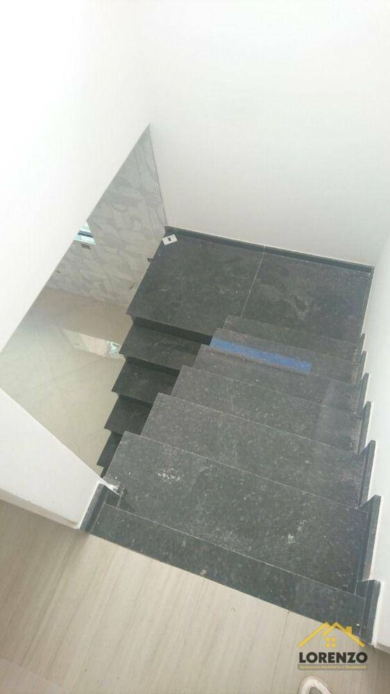 Sobrado, 3 quartos, 180 m² - Foto 1