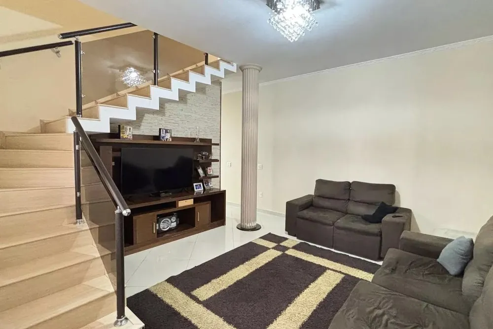 Sobrado, 3 quartos, 225 m² - Foto 2