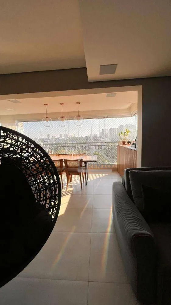 Apartamento, 3 quartos, 129 m² - Foto 2