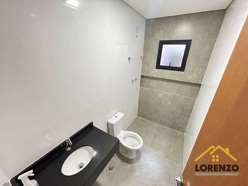 Sobrado, 3 quartos, 214 m² - Foto 1