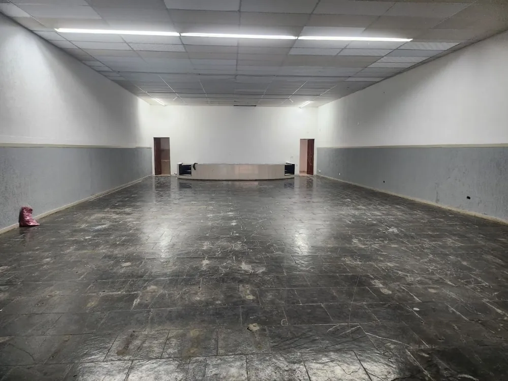 Loja-Salão, 350 m² - Foto 1