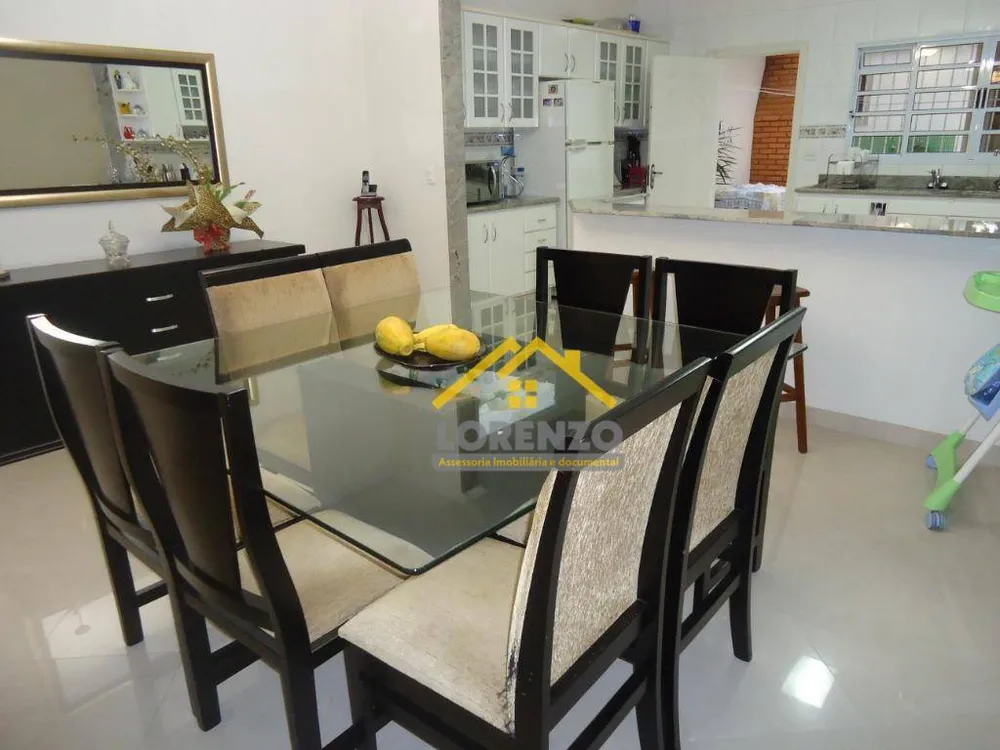 Sobrado, 3 quartos, 290 m² - Foto 2