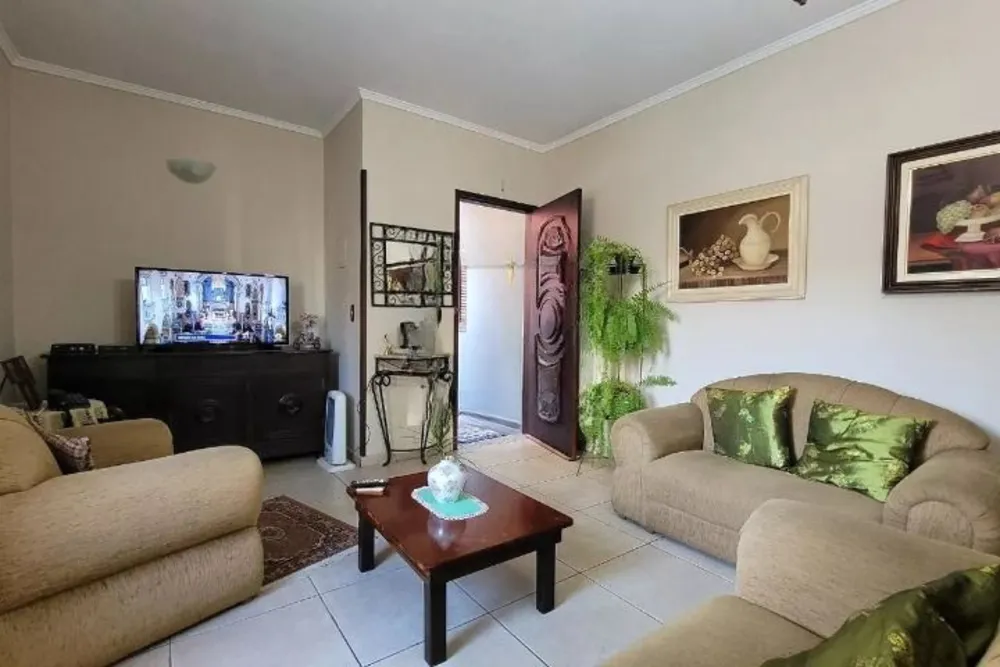 Sobrado, 5 quartos, 272 m² - Foto 1