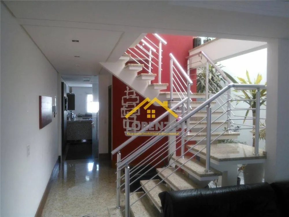 Sobrado, 3 quartos, 269 m² - Foto 11