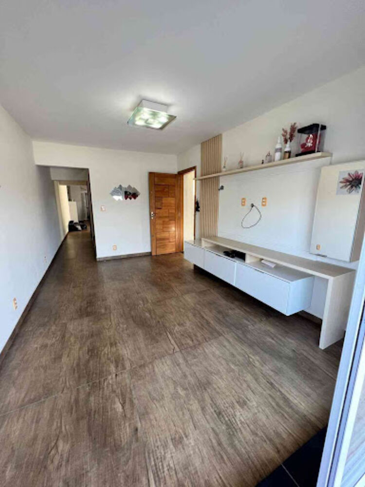 Sobrado à venda com 2 quartos, 150m² - Foto 1