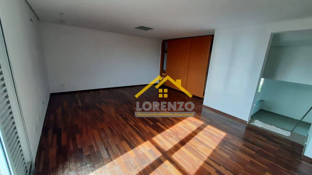 Sobrado, 5 quartos, 330 m² - Foto 2