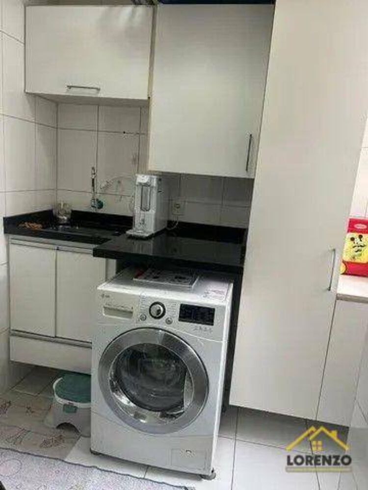 Apartamento à venda com 3 quartos, 96m² - Foto 4