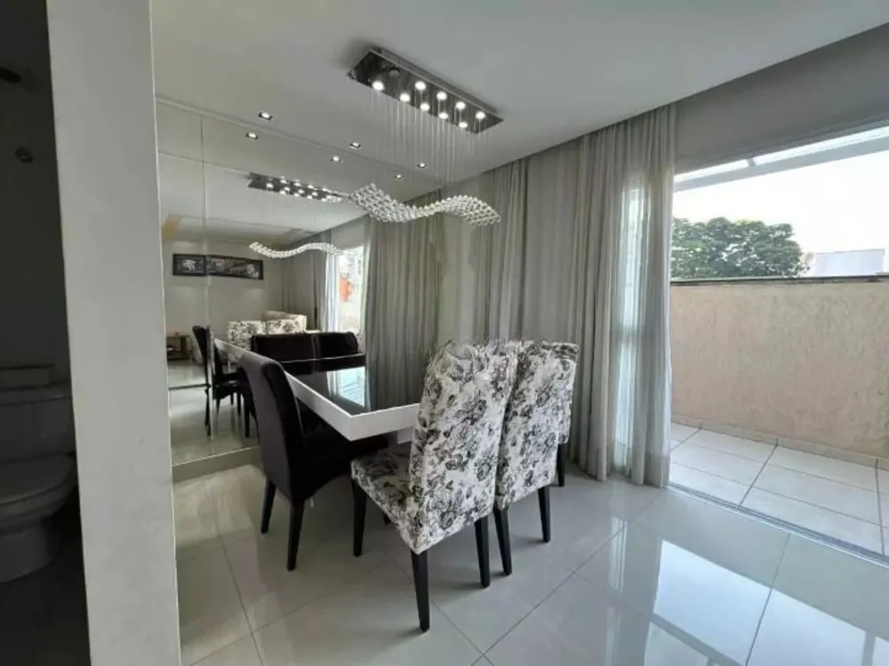 Sobrado, 3 quartos, 182 m² - Foto 2
