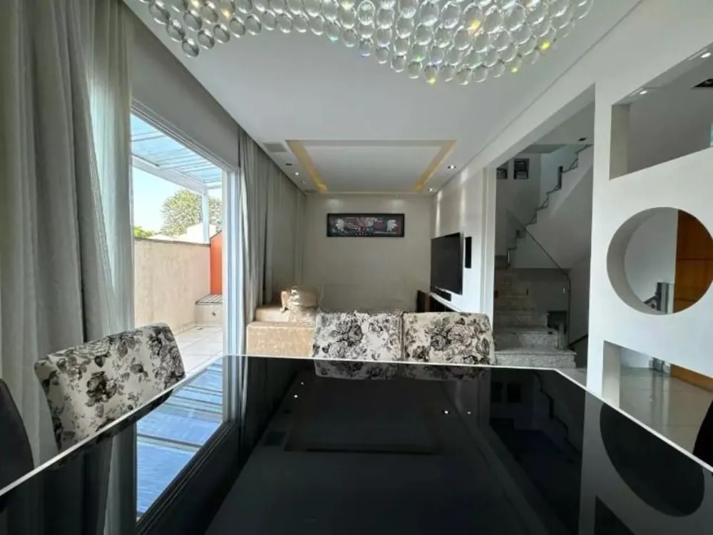 Sobrado, 3 quartos, 182 m² - Foto 1