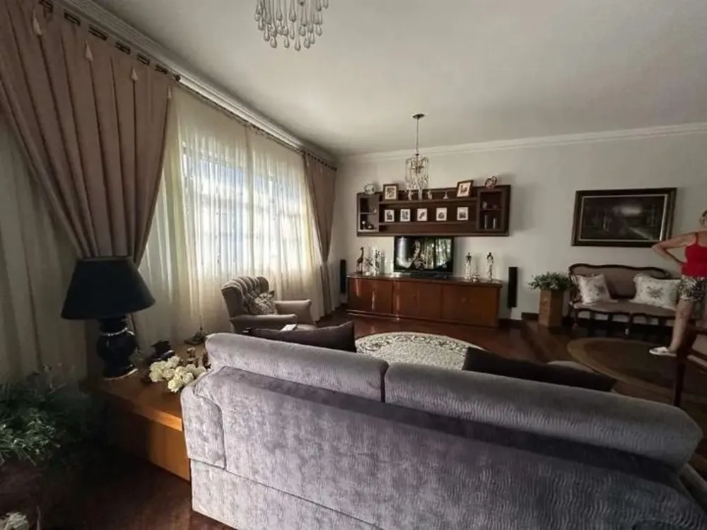 Casa, 3 quartos, 178 m² - Foto 1