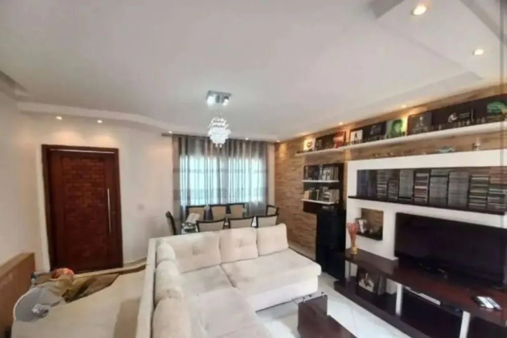Sobrado, 3 quartos, 218 m² - Foto 1