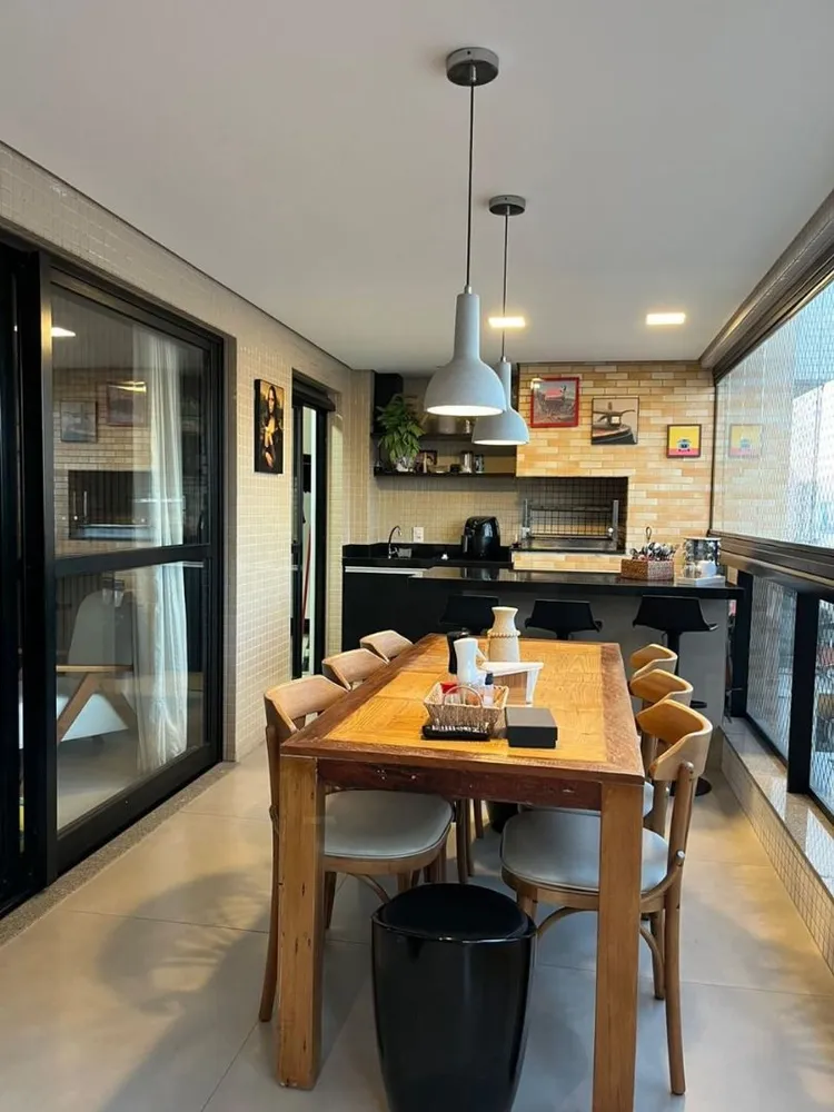 Apartamento, 3 quartos, 170 m² - Foto 1