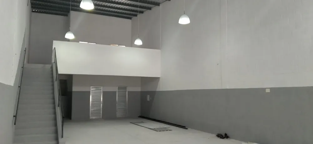 Depósito-Galpão, 197 m² - Foto 1
